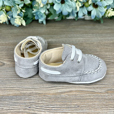 Adidași din piele întoarsă