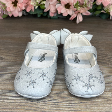 Pantofi cu fund pe călcâi